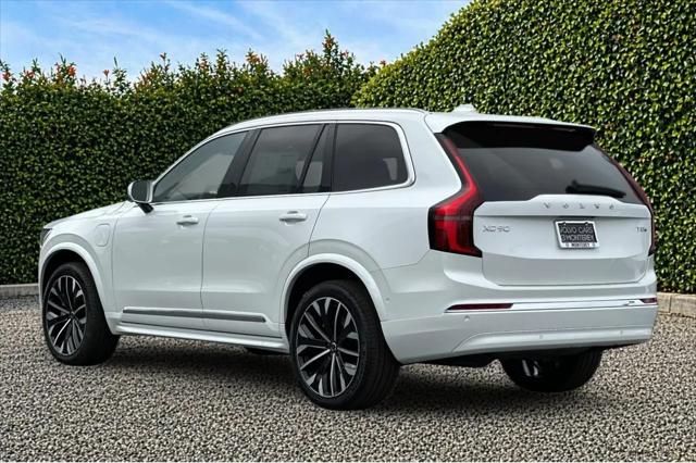 2025 Volvo XC90 Plug-In Hybrid T8 Plus 7-Seater