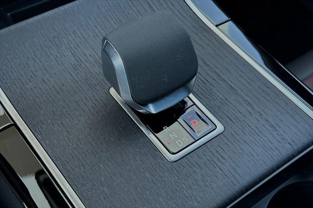 2024 Land Rover Range Rover Velar P400 Dynamic HSE