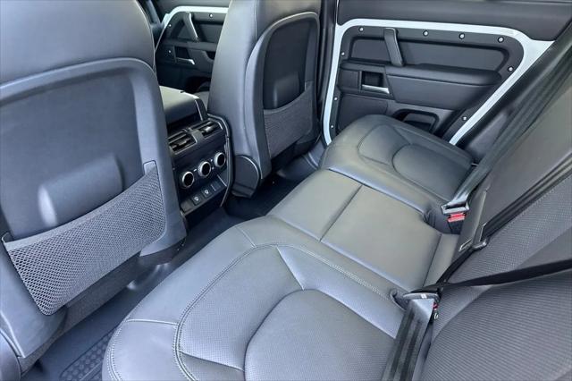 2025 Land Rover Defender 110 P500 X-Dynamic SE