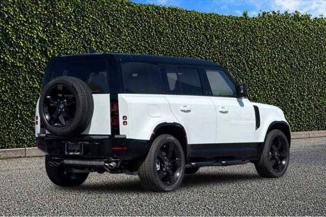 2025 Land Rover Defender 110 P500 X-Dynamic SE