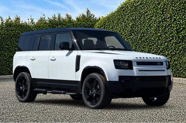 2025 Land Rover Defender 110 P500 X-Dynamic SE