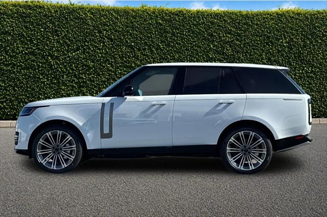 2026 Land Rover Range Rover P530 SE
