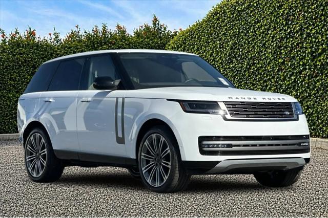 2026 Land Rover Range Rover P530 SE