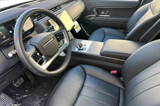 2026 Land Rover Range Rover P530 SE