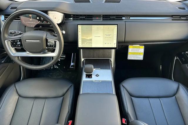 2026 Land Rover Range Rover P530 SE