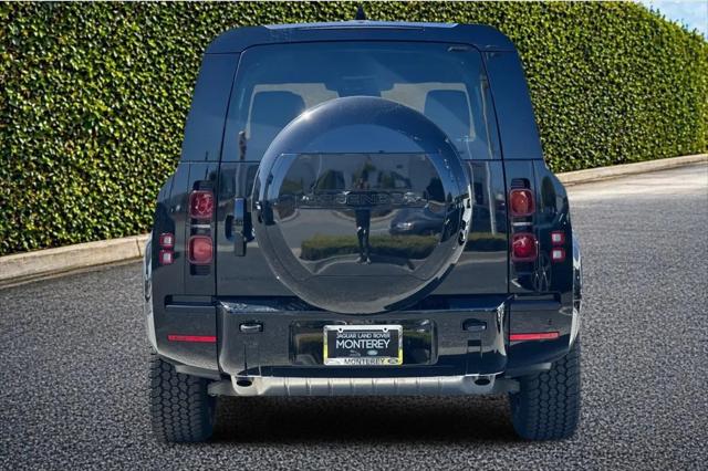 2024 Land Rover Defender 130 P400 X-Dynamic SE