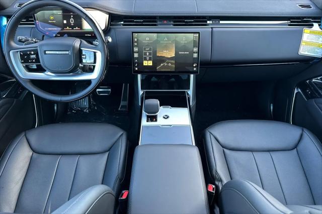 2026 Land Rover Range Rover P530 SE 7 Seat
