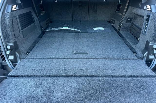 2026 Land Rover Range Rover P530 SE 7 Seat