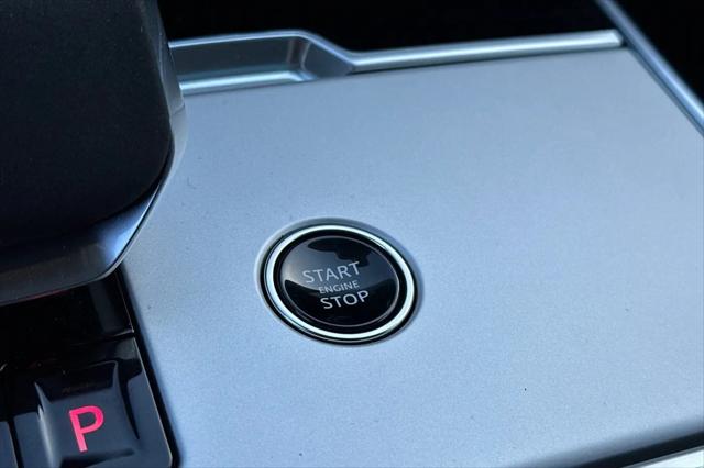 2026 Land Rover Range Rover P530 SE 7 Seat