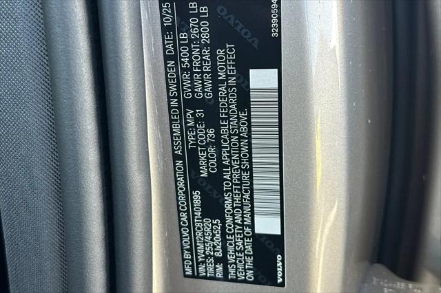 2026 Volvo XC60 B5 Plus