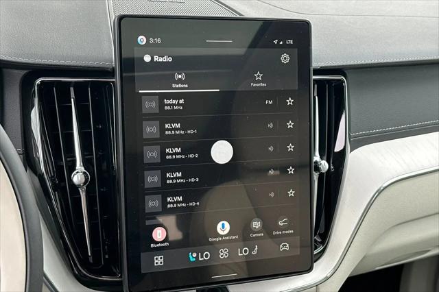 2026 Volvo XC60 B5 Ultra