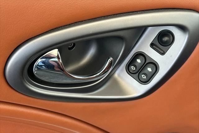 2004 Aston Martin Vanquish V12