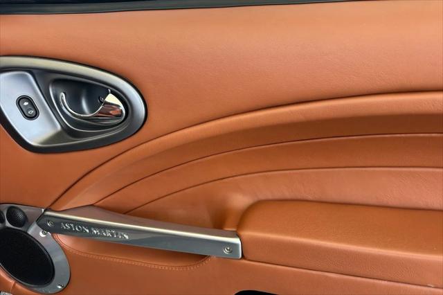2004 Aston Martin Vanquish V12