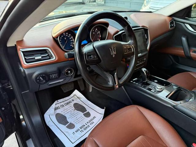2017 Maserati Ghibli Standard