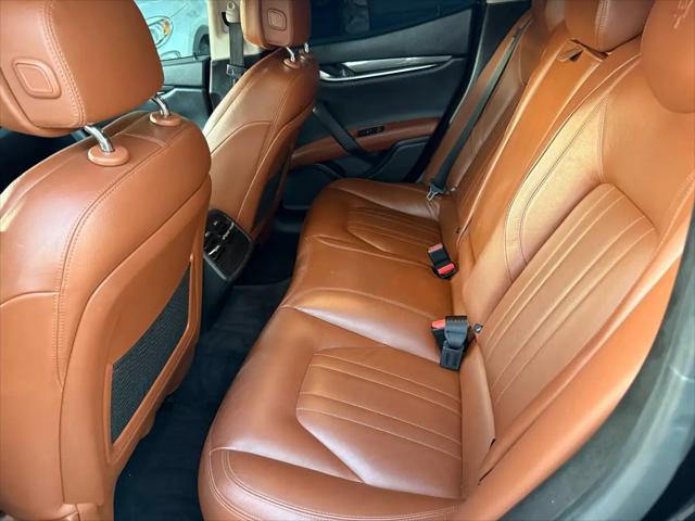 2017 Maserati Ghibli Standard