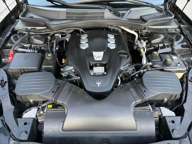 2017 Maserati Ghibli Standard
