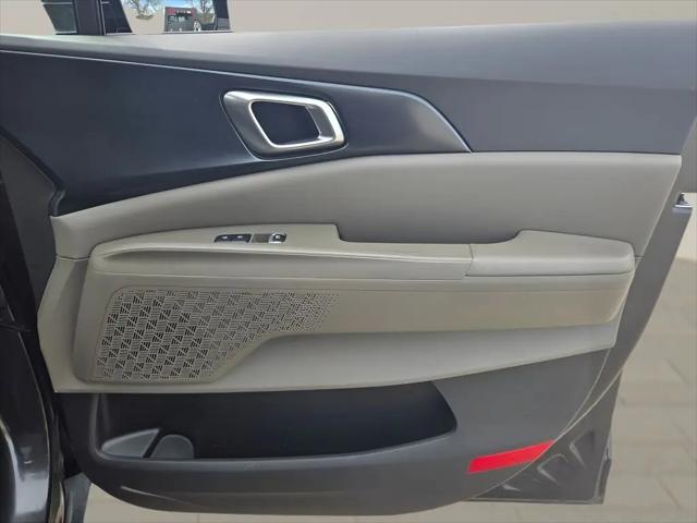 2025 Kia Carnival MPV LXS