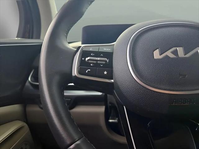 2025 Kia Carnival MPV LXS
