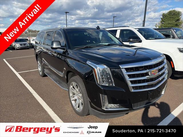 2017 Cadillac Escalade ESV Luxury 2017 Cadillac Escalade ESV Luxury