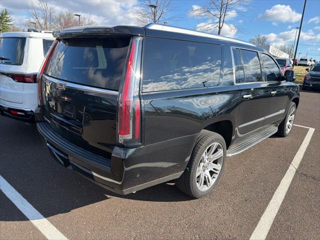 2017 Cadillac Escalade ESV Luxury 2017 Cadillac Escalade ESV Luxury