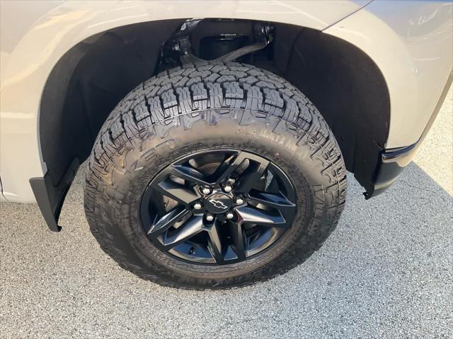 2022 Chevrolet Silverado 1500 4WD Crew Cab Short Bed LT Trail Boss