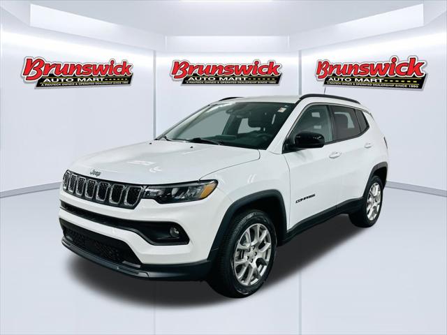 2024 Jeep Compass Latitude Lux FWD