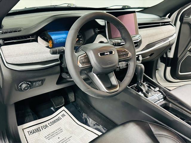 2024 Jeep Compass Latitude Lux FWD