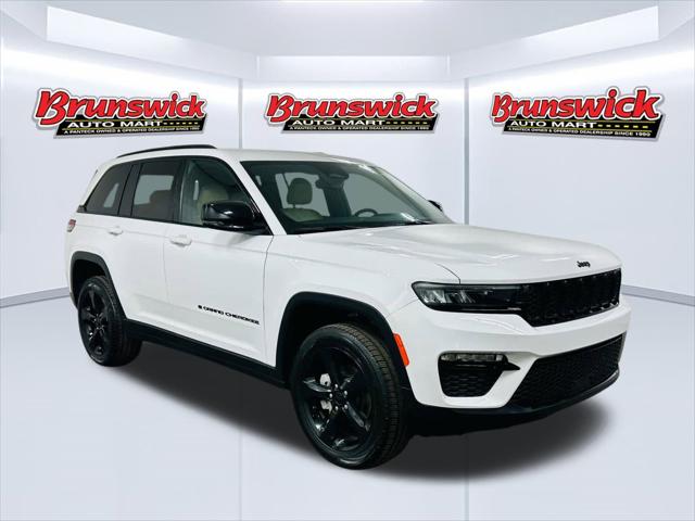 2023 Jeep Grand Cherokee Limited 4x4 for sale in Brunswick, OH