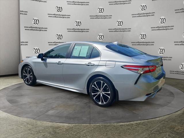 2020 Toyota Camry SE