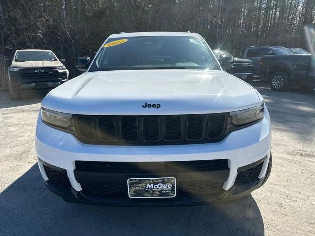 2023 Jeep Grand Cherokee L Altitude 4x4