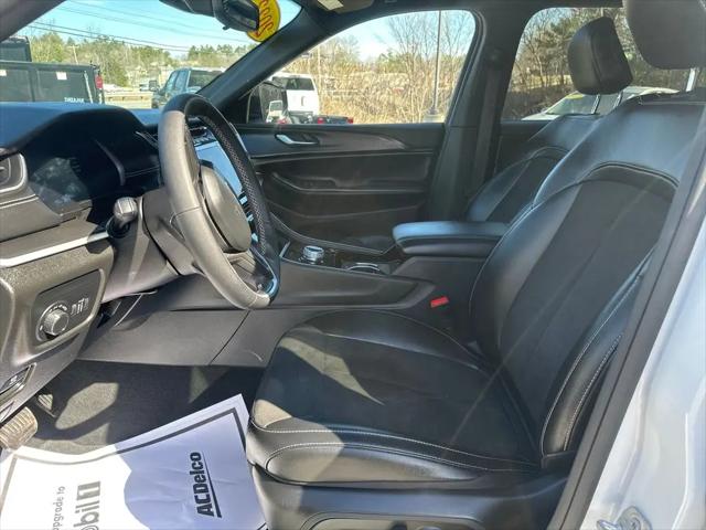 2023 Jeep Grand Cherokee L Altitude 4x4