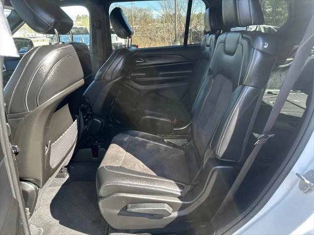 2023 Jeep Grand Cherokee L Altitude 4x4