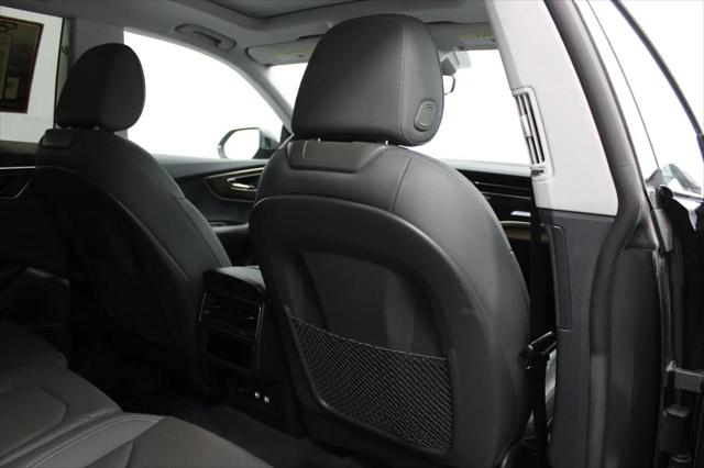 2020 Audi Q8 Premium Plus 55 TFSI quattro Tiptronic