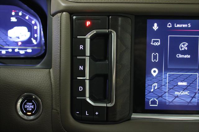 2023 GMC Yukon 4WD Denali