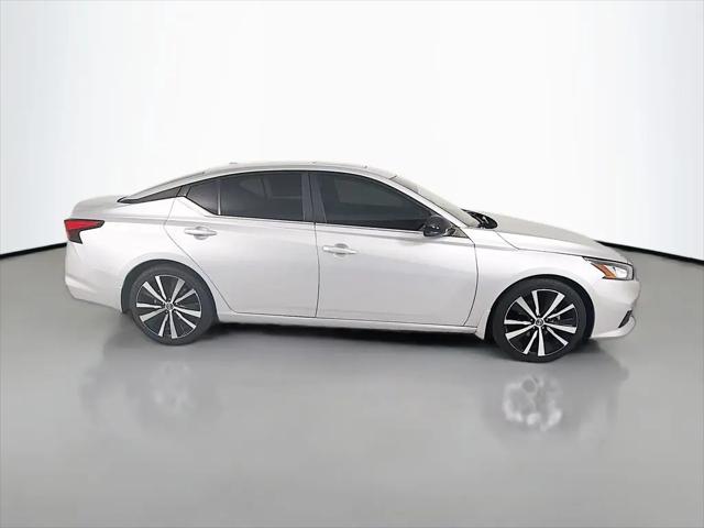2021 Nissan Altima SR FWD