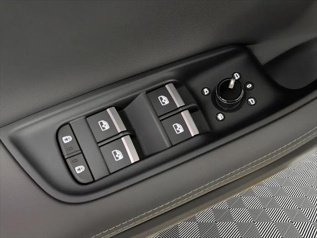 2025 Audi Q8 Premium Plus 55 TFSI quattro