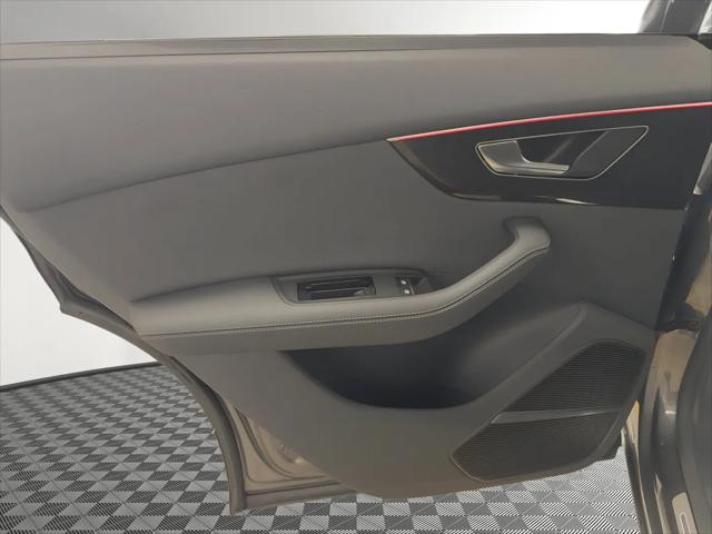 2025 Audi Q8 Premium Plus 55 TFSI quattro
