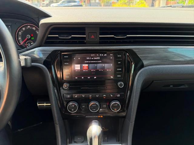 2020 Volkswagen Passat 2.0T R-Line