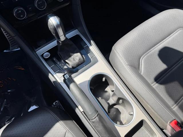 2020 Volkswagen Passat 2.0T R-Line