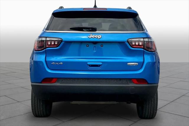 2022 Jeep Compass Latitude Lux 4x4
