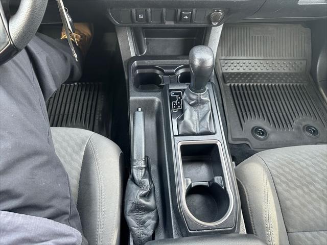 2022 Toyota Tacoma SR V6