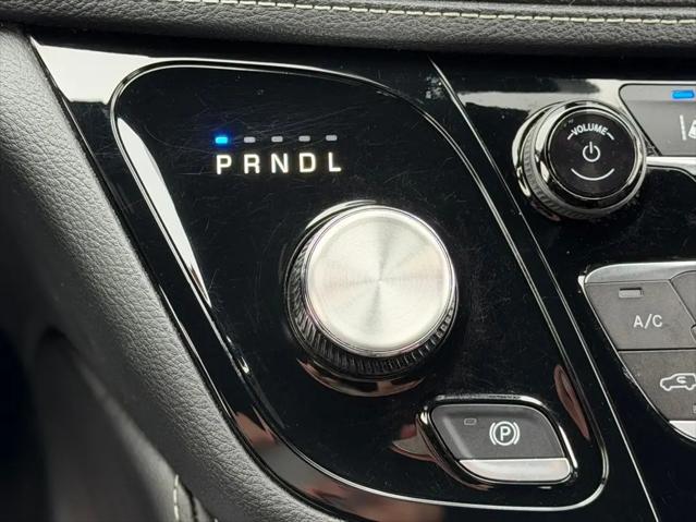 2023 Chrysler Pacifica Hybrid Limited