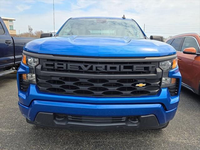 2023 Chevrolet Silverado 1500 4WD Crew Cab Short Bed Custom 2023 Chevrolet Silverado 1500 4WD Crew Cab Short Bed Custom