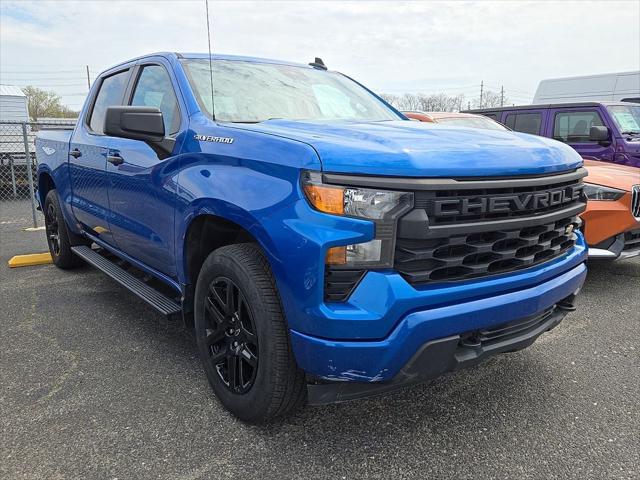 2023 Chevrolet Silverado 1500 4WD Crew Cab Short Bed Custom 2023 Chevrolet Silverado 1500 4WD Crew Cab Short Bed Custom