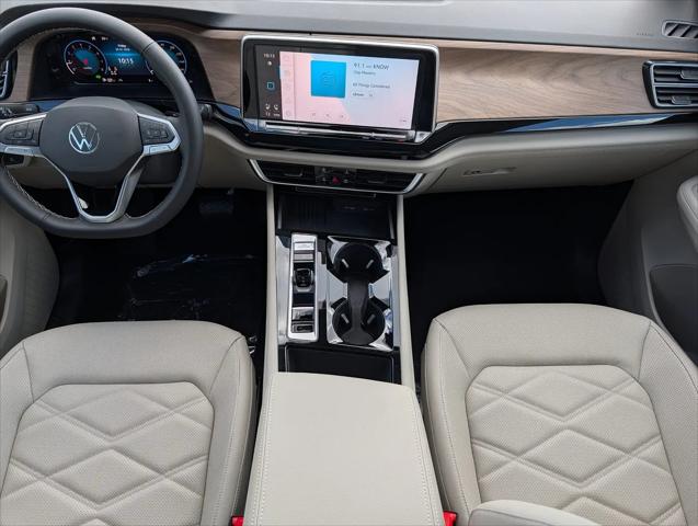 2026 Volkswagen Atlas SE with Technology