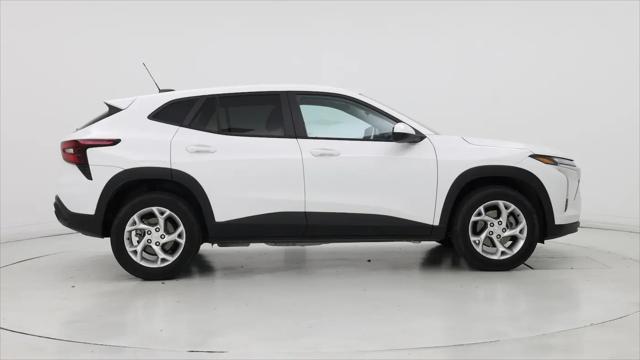 2025 Chevrolet Trax FWD LS