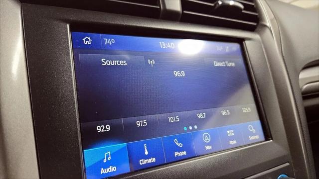 2020 Ford Fusion SE
