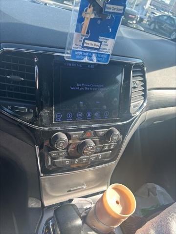 2019 Jeep Grand Cherokee Laredo E 4x4 2019 Jeep Grand Cherokee Laredo E 4x4