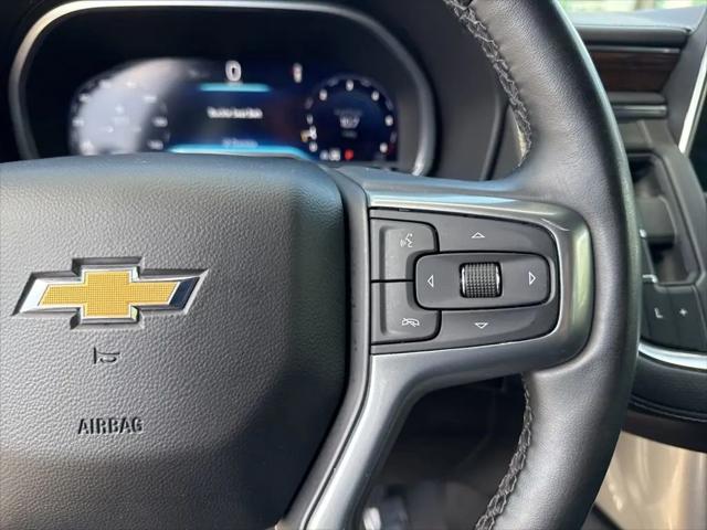 2023 Chevrolet Suburban 4WD Premier