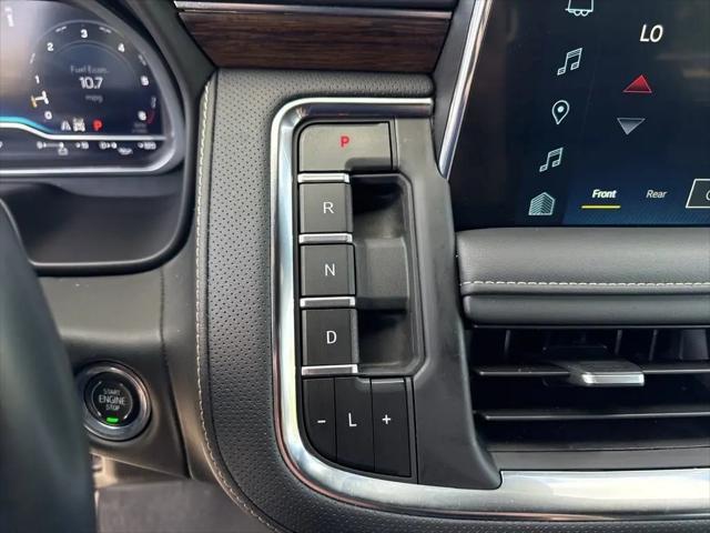 2023 Chevrolet Suburban 4WD Premier